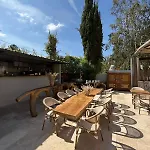 Des Pins Hotel *